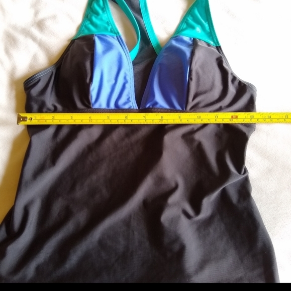 OAKLEY Block Island Tankini Set Top Plus Matching Bottoms - Picture 3 of 4